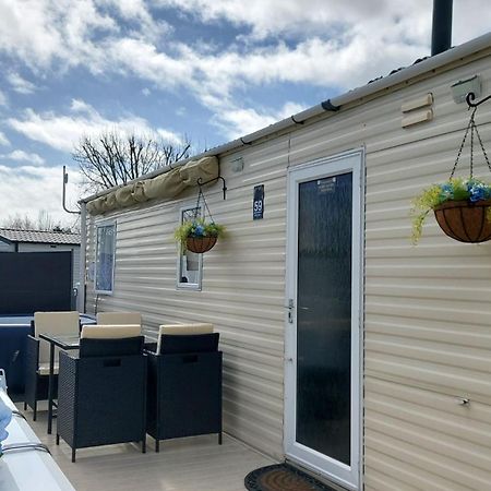 Skyla Vista Hotel Clacton-on-Sea Exterior photo